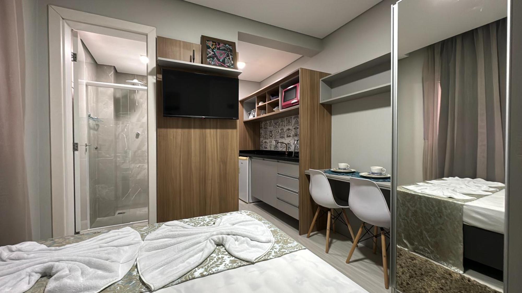 09- Studio Lindamente Decorado! Ideal Para Casal!!! กูรีตีบา ภายนอก รูปภาพ