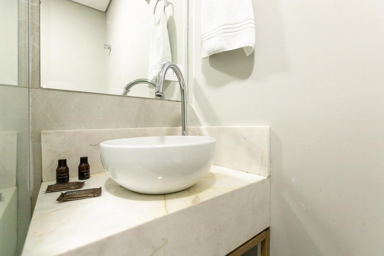 09- Studio Lindamente Decorado! Ideal Para Casal!!! กูรีตีบา ภายนอก รูปภาพ